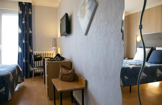 Breizh'Hotel entre lorient et vannes suite familiale3
